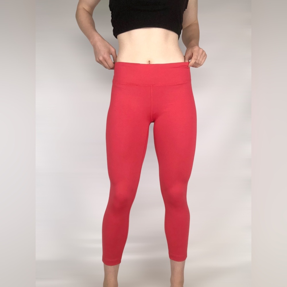 BOGO FREE Outdoor Voices Techsweat Core 3/4 Mid Rise Leggings Scarlett Red